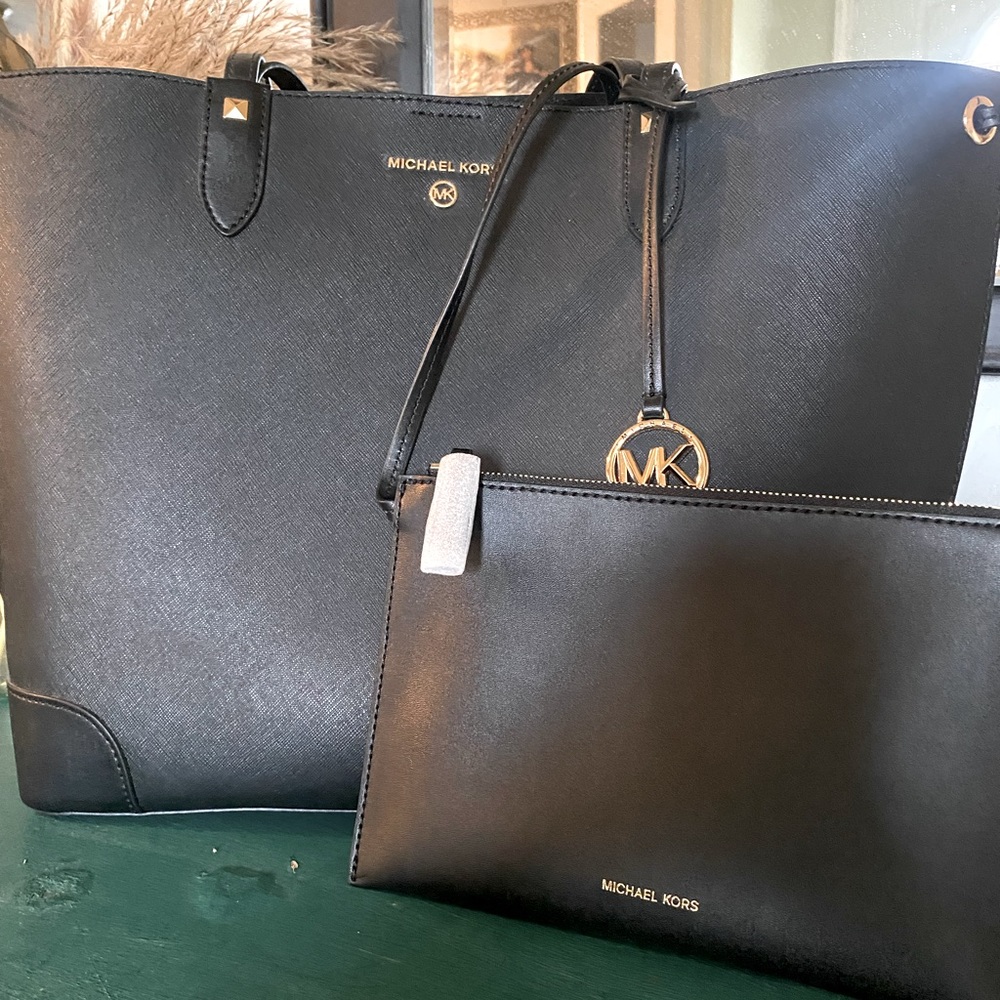 Michael kors open tote with a wallet included perfect for any occasion